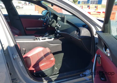 2018 Kia Stinger Gt2 from USA, damaged, VIN KNAE55LC7J6024009